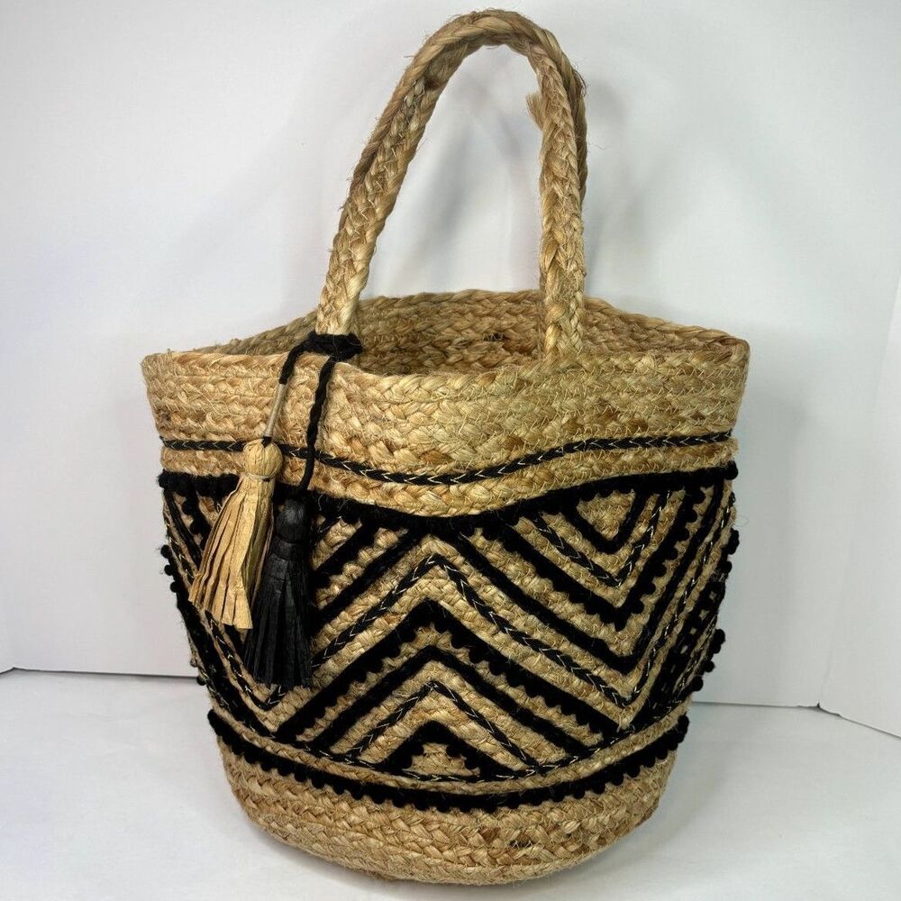 Chicos Pom Pom Jute Straw Tote Large Shoulder Bag Embroidered Tassle Beach Women